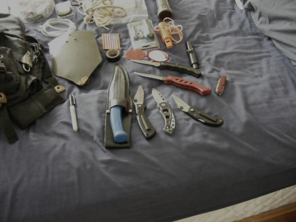 Lil BOB's knives and shovel (tbc)