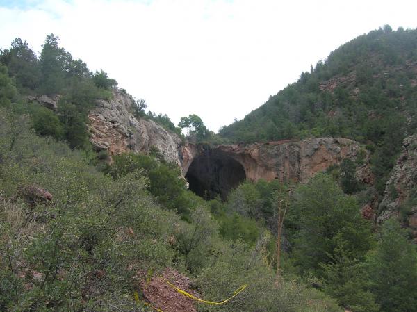 Tonto Natural Bridge.